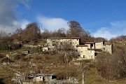 CASTEL REGINA (1424 m) e PIZZO CERRO ( 1285 m) ad anello da Catremerio il 14 dicembre 2017 - FOTOGALLERY